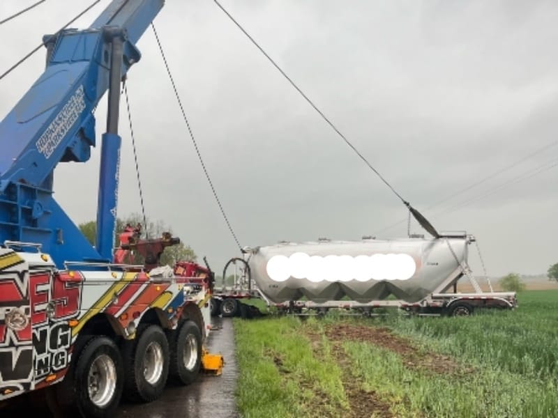 Clarksville heavy duty towing