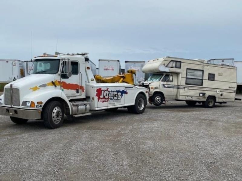 Clarksville van towing